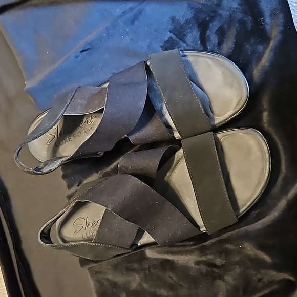 Sketchers luxefoam black suede and elastic  Sandals Size 8 - Picture 2 of 6